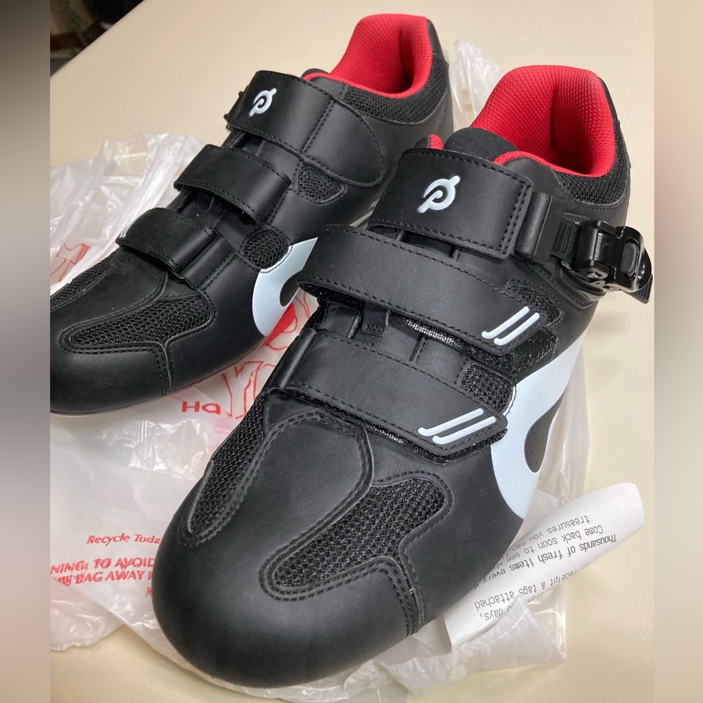 Like new peloton cycling shoes. EU size 46